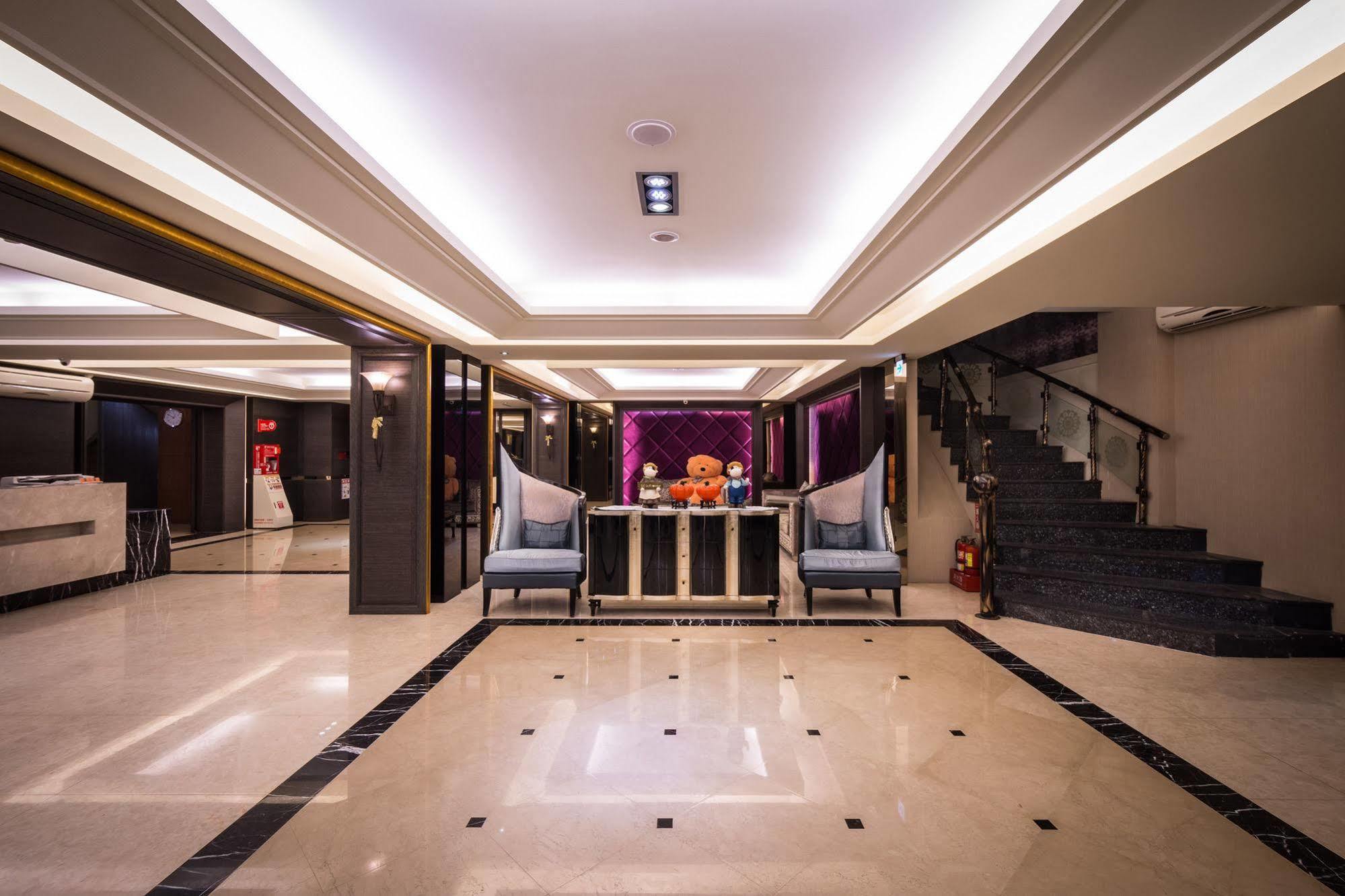 Felicity Business Hotel Taichung Exterior foto